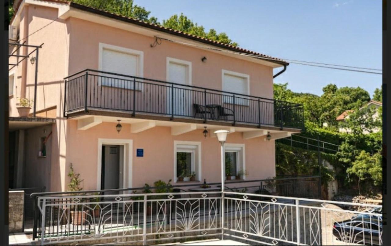 Apartman Bregi**** Apartamento Donji Rukavac Exterior foto